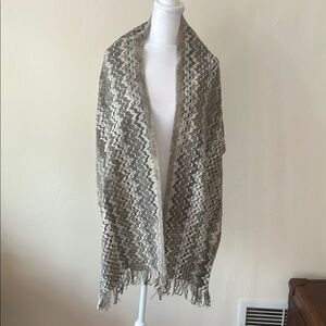 Missoni Grey, Black and Ivory Zigzag Scarf. NWOT